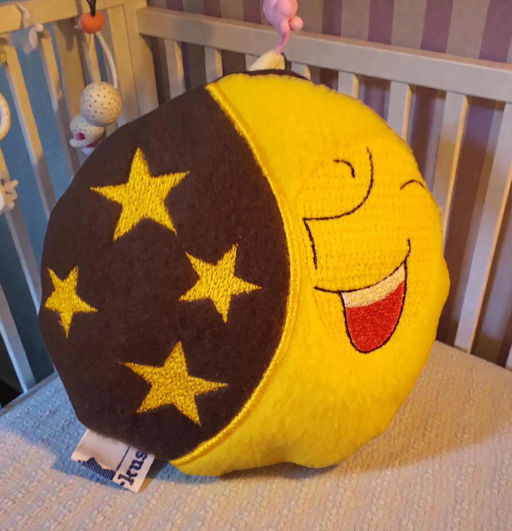 Kissen/Spieluhr 'Mond'