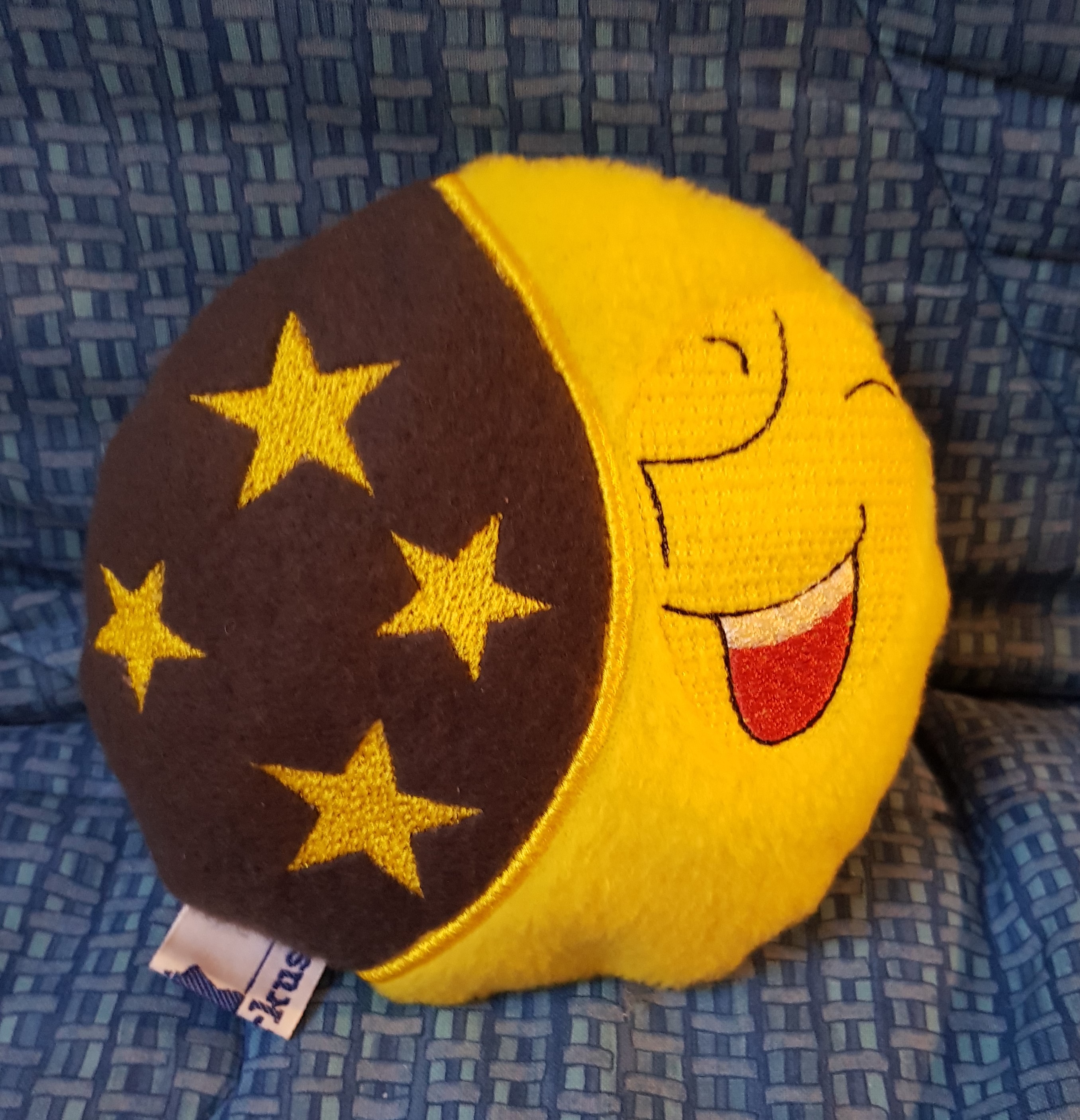 Kissen/Spieluhr 'Mond' von Markus Michalski