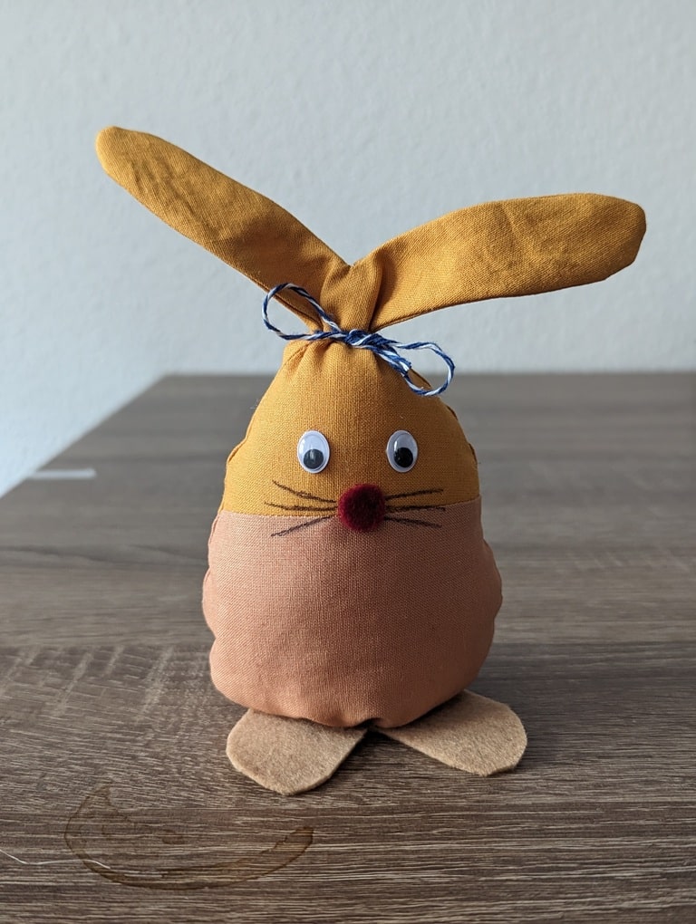 Osterdeko 'Osterhase' von butinette